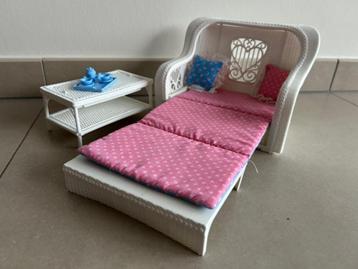 Barbie zetel bed en koffietafel beschikbaar voor biedingen