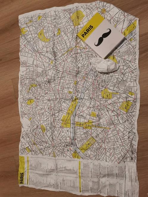 Crumpled city map - Parijs, Boeken, Reisgidsen, Zo goed als nieuw, Ophalen of Verzenden