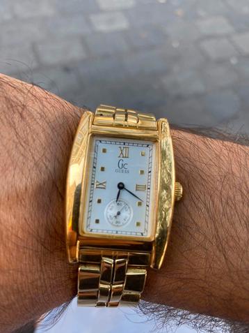 Gc GUESS, Enlèvement ou Envoi, Comme neuf