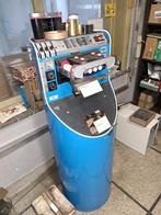 impriment  type  kiss typographie, Enlèvement, Utilisé