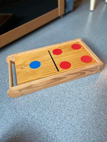 Jeu domino en bois beschikbaar voor biedingen