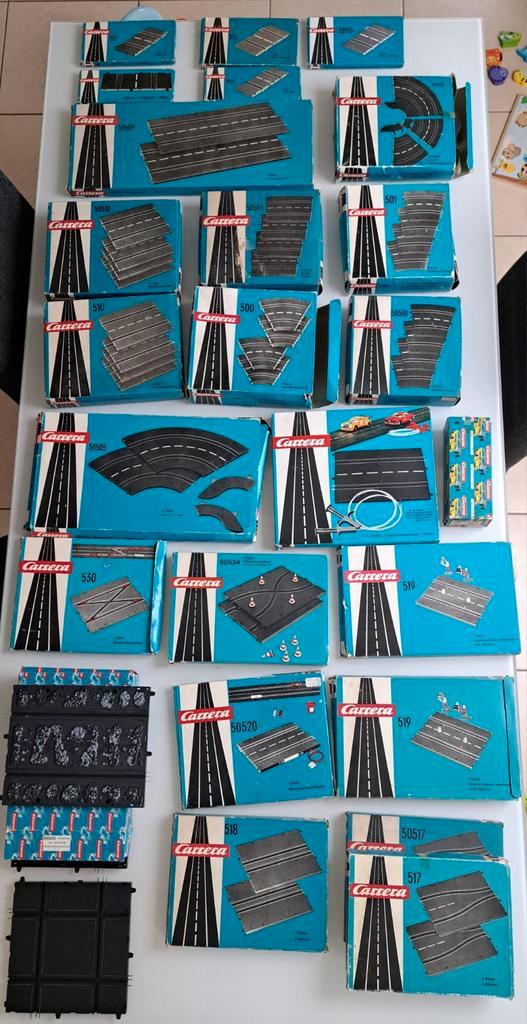Carrera Universal 132  Divers accessoires vendus séparément, Enfants & Bébés, Jouets | Circuits, Circuit, Carrera, Enlèvement ou Envoi