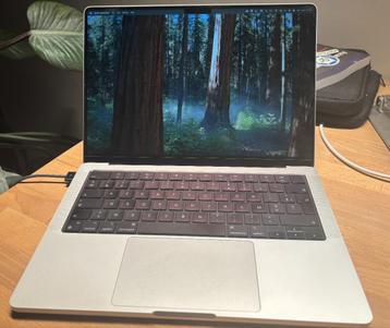 Apple MacBook Pro 14" (2021) M1 Pro (8 core CPU/14 core GPU) beschikbaar voor biedingen