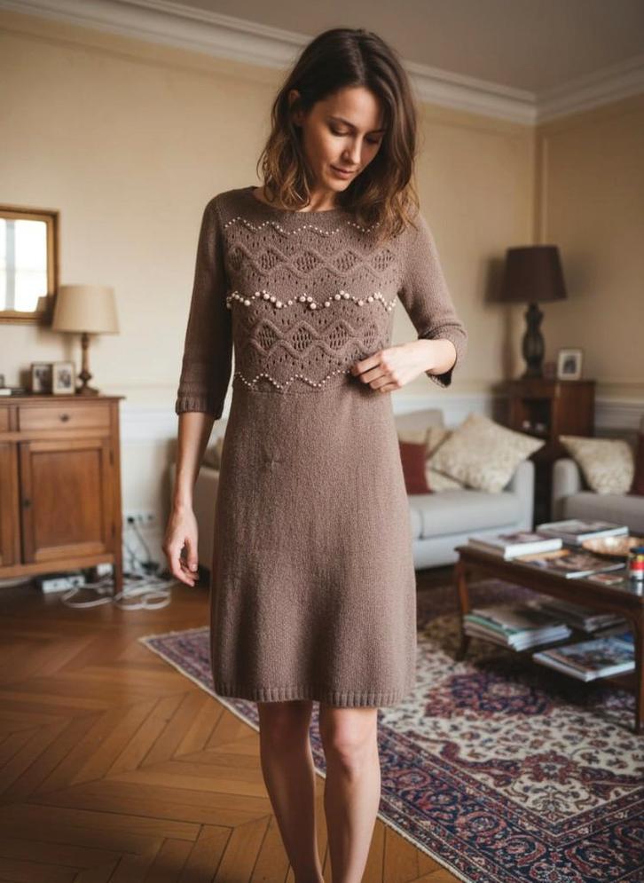 Badjas, Kleding | Dames, Jurken, Zo goed als nieuw, Maat 38/40 (M), Bruin, Knielengte, Ophalen of Verzenden