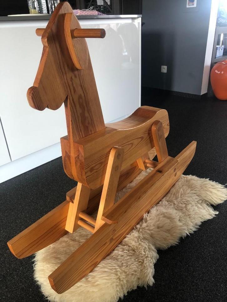Cheval à bascule très robuste H 90 cm x 1m09 x L 28 cm, Enfants & Bébés, Jouets | Jouets a bascule, Comme neuf, Enlèvement