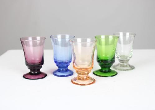 5 gekleurde Art Deco borrelglaasjes, Antiek en Kunst, Antiek | Glaswerk en Kristal, Ophalen of Verzenden