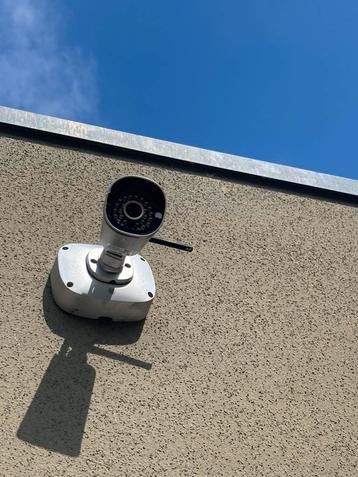 2 eufy camera met  recorder beschikbaar voor biedingen