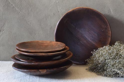 Kleine oude houten schaal - meerdere beschikbaar, Huis en Inrichting, Woonaccessoires | Schalen en Manden, Gebruikt, Schaal, Rond