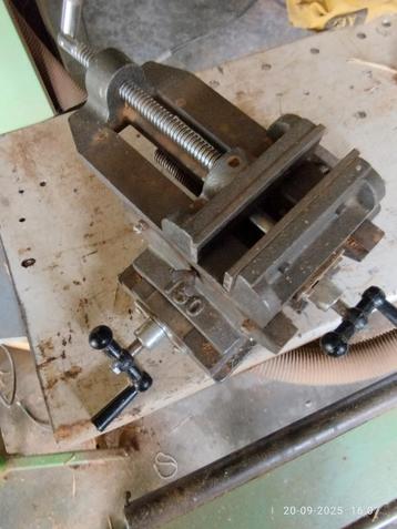 Boor en frees opspantafel. Voor precisiewerk beschikbaar voor biedingen