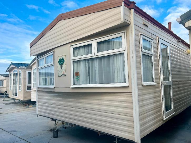 CARLTON D'OCCASION 1100x370 @ Caravancenter Desmet, Caravanes & Camping, Caravanes résidentielles, jusqu'à 4, Enlèvement