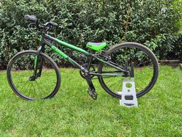 BMX Cuda Fluxus mini met staander beschikbaar voor biedingen