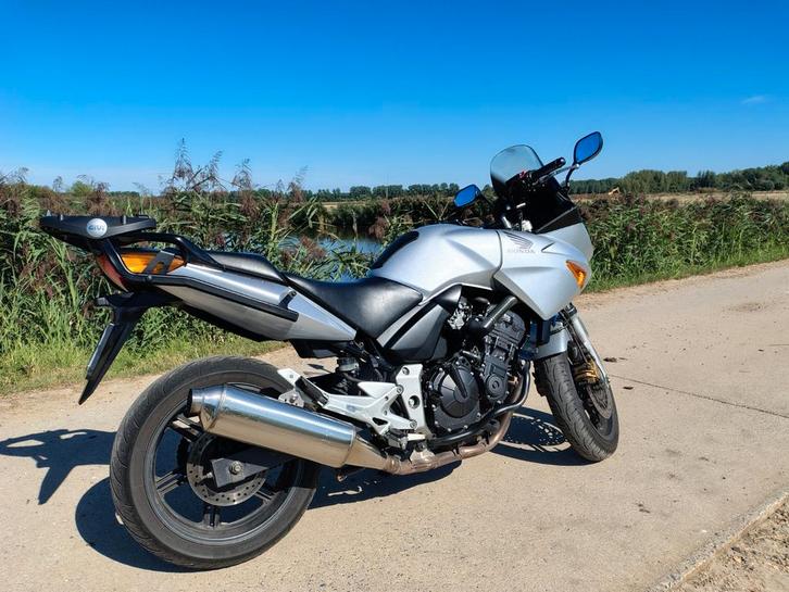 Honda cbf 600 met 34dkm in perfecte staat, Motoren, Motoren | Honda, Particulier, Sport, meer dan 35 kW, 4 cilinders, Motorrijbewijs A