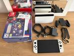 Nintendo Switch OLED Wit - Mario editie, Games en Spelcomputers, 3 spelers of meer, Ophalen, Nieuw, Online