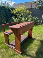 Houten schoolbank, Ophalen