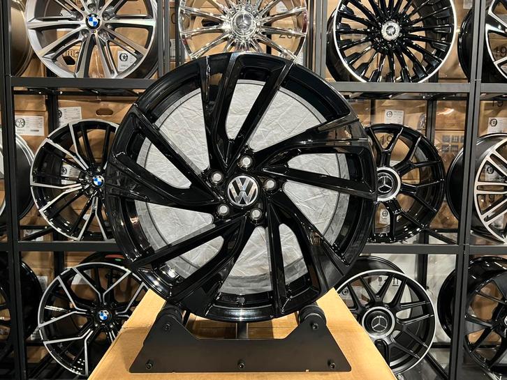 18'' Volkswagen ADELAIDE velgen 5X112 Golf 7 8 Audi A3 T-ROC, Auto-onderdelen, Banden en Velgen, Velg(en), 18 inch, Nieuw, Ophalen of Verzenden