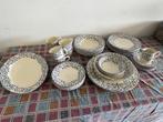 Servies (landelijke stijl), Huis en Inrichting, Keuken | Servies, Ophalen, Zo goed als nieuw, Compleet servies