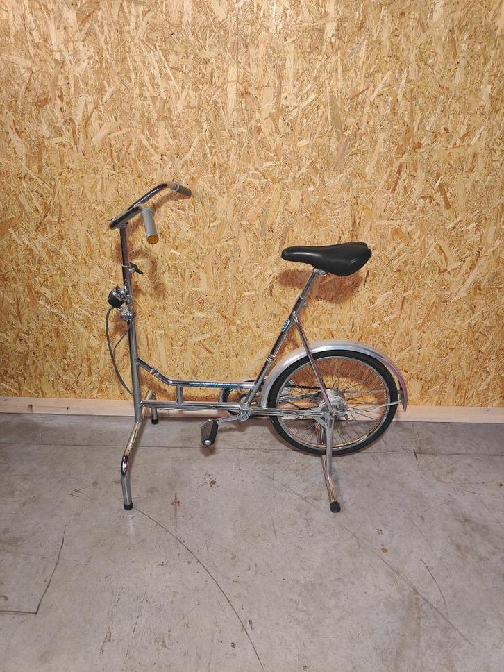 Hometrainer – Vermeiren – Made in Belgium – Retro Fiets, Verzamelen, Overige Verzamelen, Gebruikt, Ophalen