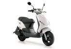 Ik zoek voor een 2t scooter, Fietsen en Brommers, Scooters | Piaggio, Ophalen, Zo goed als nieuw