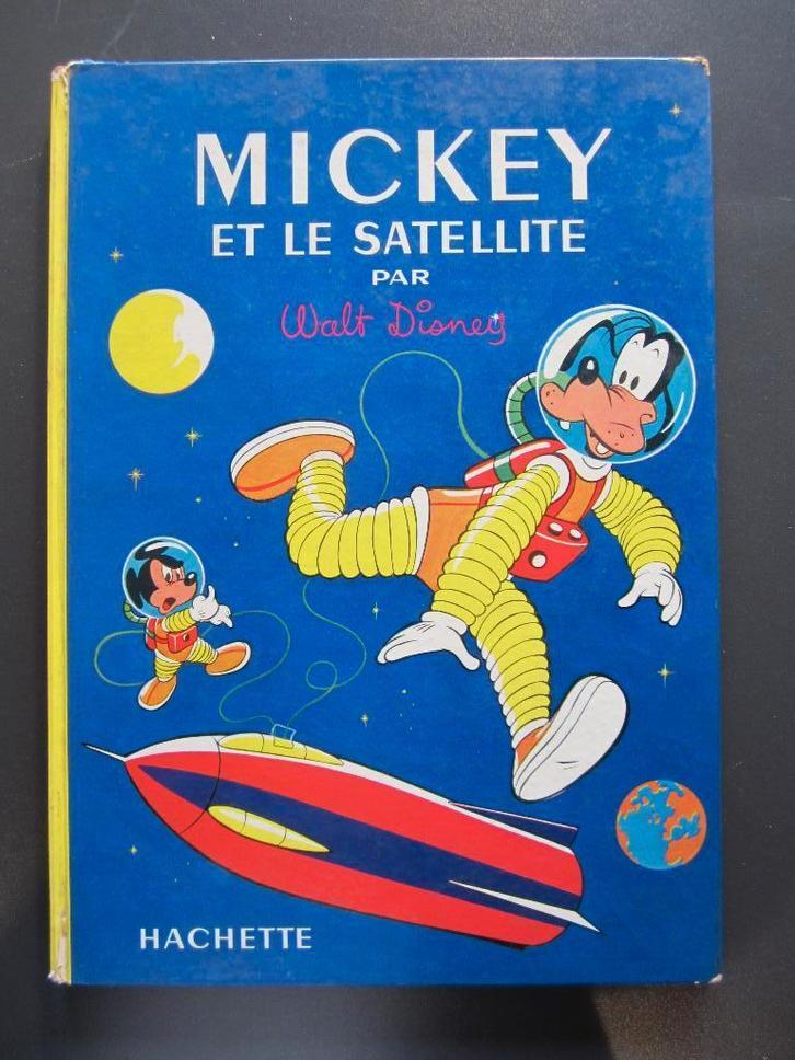 Mickey en de satelliet van Walt Disney Hachette 1960, Verzamelen, Disney, Gebruikt, Mickey Mouse, Ophalen of Verzenden