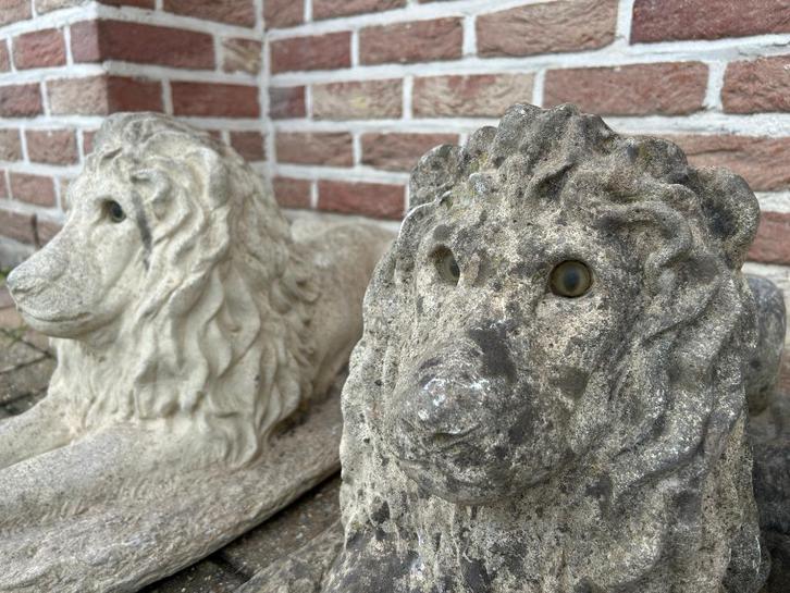 3 sculptures de lions en pierres reconstituées - fin 19e, Antiquités & Art, Antiquités | Autres Antiquités, Enlèvement