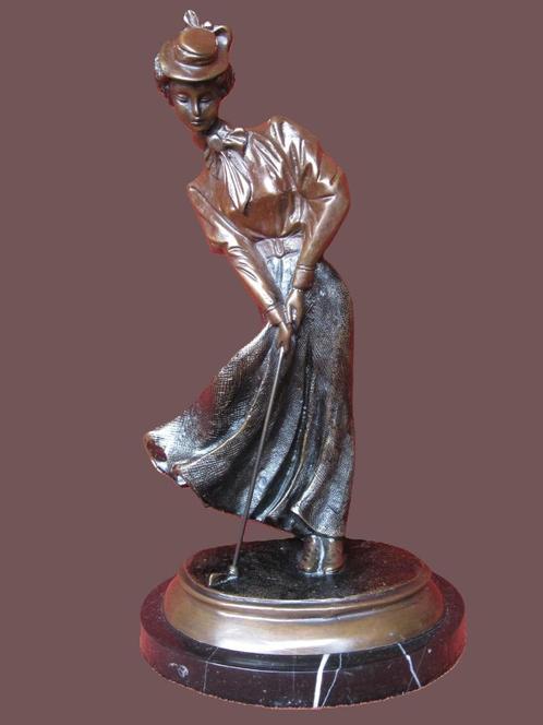 Art Deco -  bronzen beeld D'Asté -  golf spelende bourgoise., Antiek en Kunst, Antiek | Brons en Koper, Brons, Ophalen