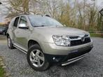 Dacia Duster 1.5 dCi * 1 HAND * AIRCO+LEER+P.RADAR+.. * CAR, Auto's, Dacia, Voorwielaandrijving, Euro 5, Zwart, 4 cilinders