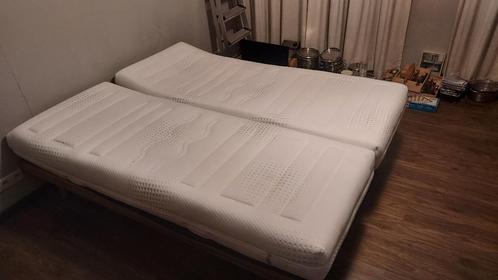 Twee latexmatrassen Swissflex (zo goed als nieuw), Huis en Inrichting, Slaapkamer | Matrassen en Bedbodems, Zo goed als nieuw