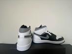 Air Jordan 1 Mid (GS), Sneakers et Baskets, Nike, Autres couleurs, Enlèvement ou Envoi
