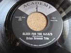 Brian Browne Trio - Blues For The U.F.O.'s / Flowers On The, Enlèvement ou Envoi, Single, Utilisé, 7 pouces