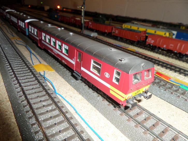 MARKLIN HO lot 3 wagons rame M2 SNCB NMBS, Hobby en Vrije tijd, Modeltreinen | H0, Gebruikt, Wagon, Verzenden