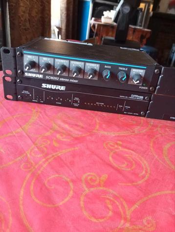 Shure SCM 262 stereo mixer  beschikbaar voor biedingen