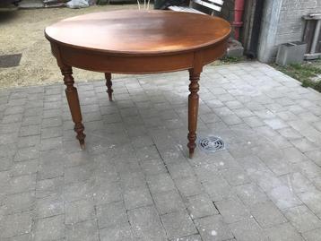 Tafel beschikbaar voor biedingen