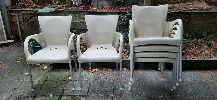 Stoelen voor binnen en buiten, Tuin en Terras, Tuinstoelen, Zo goed als nieuw, Stapelbaar, Ophalen