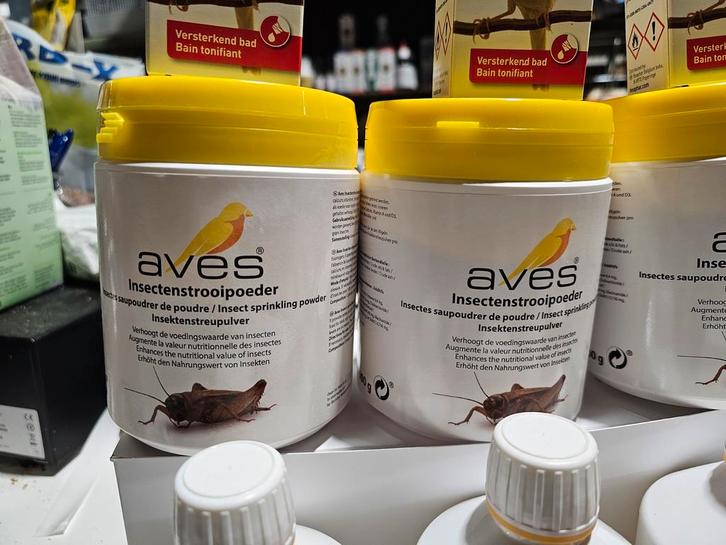 Aves insectenstrooipoeder 500g - mix om voedseldieren te ver, Dieren en Toebehoren, Vogels | Toebehoren, Ophalen