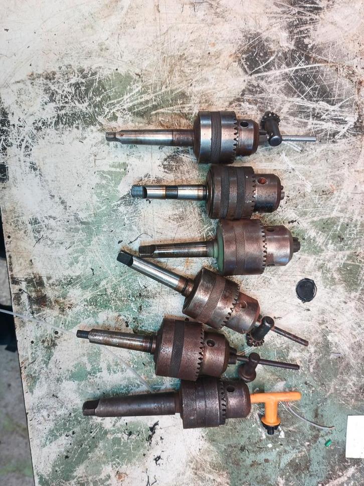 Têtes de perçage manuelles 6* MK 2 ,1* MK 3. Uniquement dans, Bricolage & Construction, Outillage | Foreuses, Perceuse, Enlèvement ou Envoi