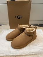 Uggs nieuw maar 37/38, Ophalen of Verzenden, Zo goed als nieuw