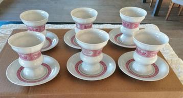 6 vintage kopjes met bijpassende schaaltjes merk Heinrich  beschikbaar voor biedingen