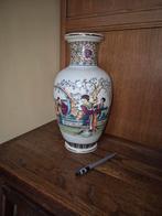 Klassieke vaas- oosters tafereel -Vintage, Enlèvement