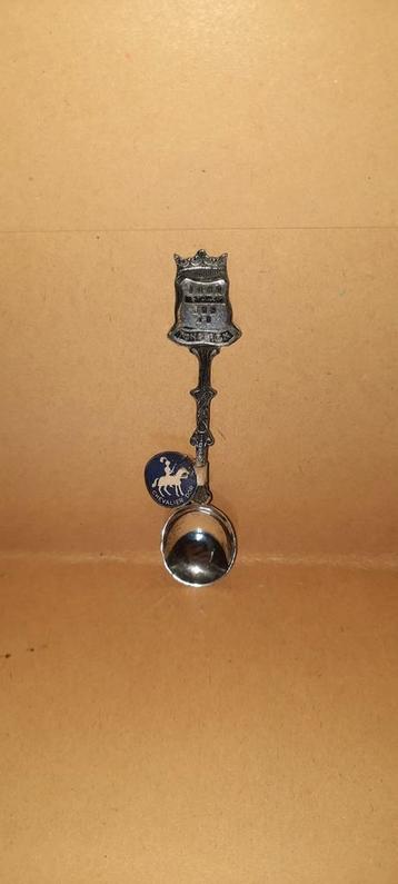 Zilveren souvenirlepel van het stadschild Tongeren  beschikbaar voor biedingen