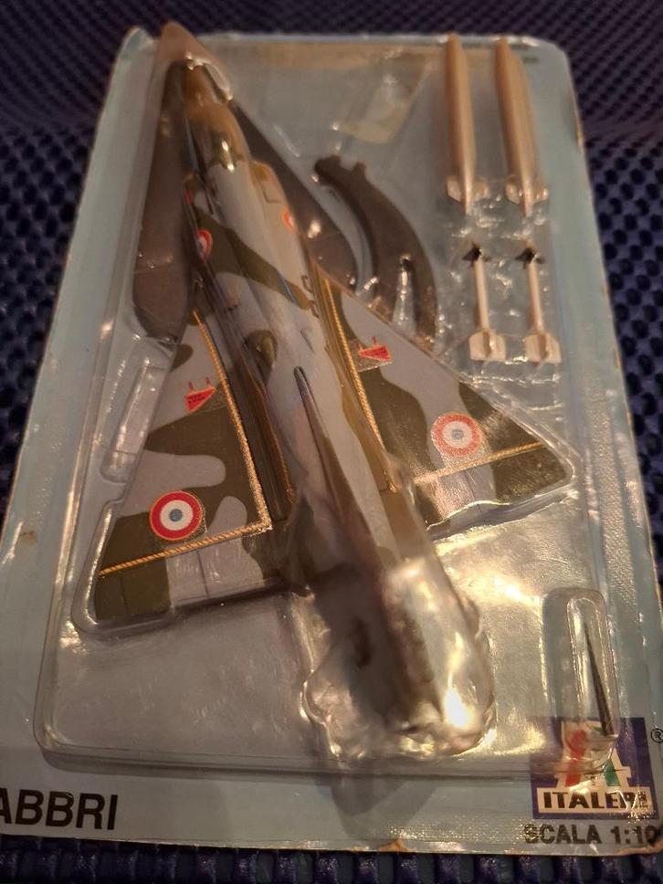 ITALERI Avions & Hélico Militaires FABBRI 2001 MIRAGE III, Hobby & Loisirs créatifs, Modélisme | Voitures & Véhicules, Italeri