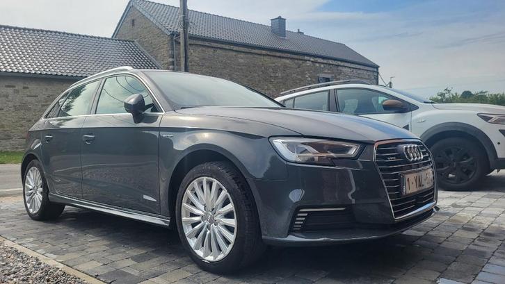 Audi A3 e-tron automatische hybride, Auto's, Audi, Particulier, A3, Bluetooth, Climate control, Cruise Control, Isofix, Lederen bekleding