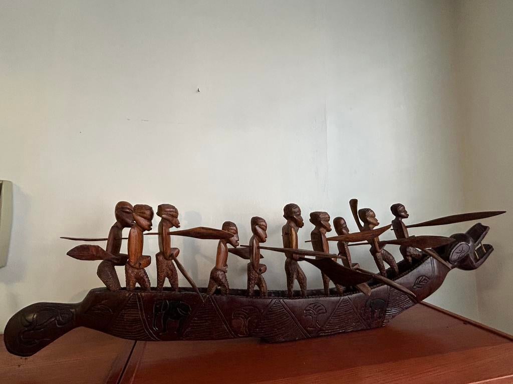 Grote handgesneden houten Afrikaanse kano met roeiers, Antiek en Kunst, Kunst | Beelden en Houtsnijwerken, Ophalen