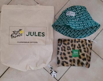 Set van 3 goodies uit de Tour de France 2025 caravan inclusi beschikbaar voor biedingen