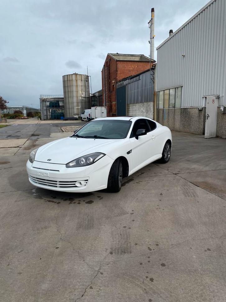 Hyundai coupé 2.0L, Auto's, Hyundai, Particulier, Coupé, ABS, Airbags, Airconditioning, Alarm, Bluetooth, Climate control, Cruise Control