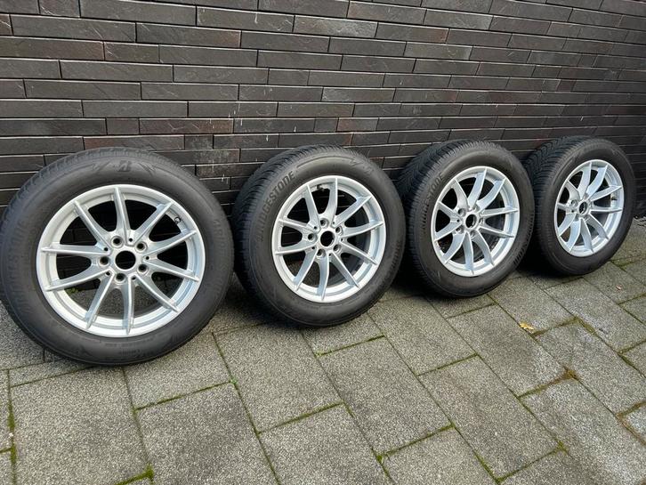 Set winterbanden op BMW velgen 16" voor G20/G21/G22/G24, Auto-onderdelen, Banden en Velgen, Banden en Velgen, Winterbanden, 16 inch