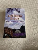 De lavendeltuin, Boeken, België, Lucinda Riley, Ophalen of Verzenden, Zo goed als nieuw
