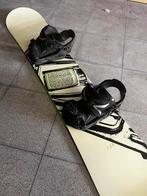 Snowboard met bindingen, Sport en Fitness, Ophalen, Gebruikt, Board