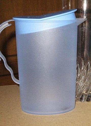 Tupperware: miniserver of minipot beschikbaar voor biedingen