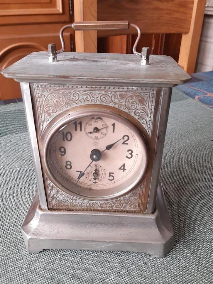 JUNGHANS WURTEMBERG klok/wekker van het officierstype, Antiek en Kunst, Antiek | Klokken