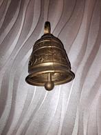 Oude koperen kloosterbel, Ophalen